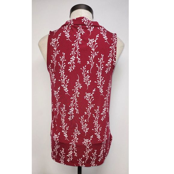 41 Hawthorn Red V-neck tank top Size S - Picture 2 of 7